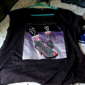 Diamond studded heel shirt